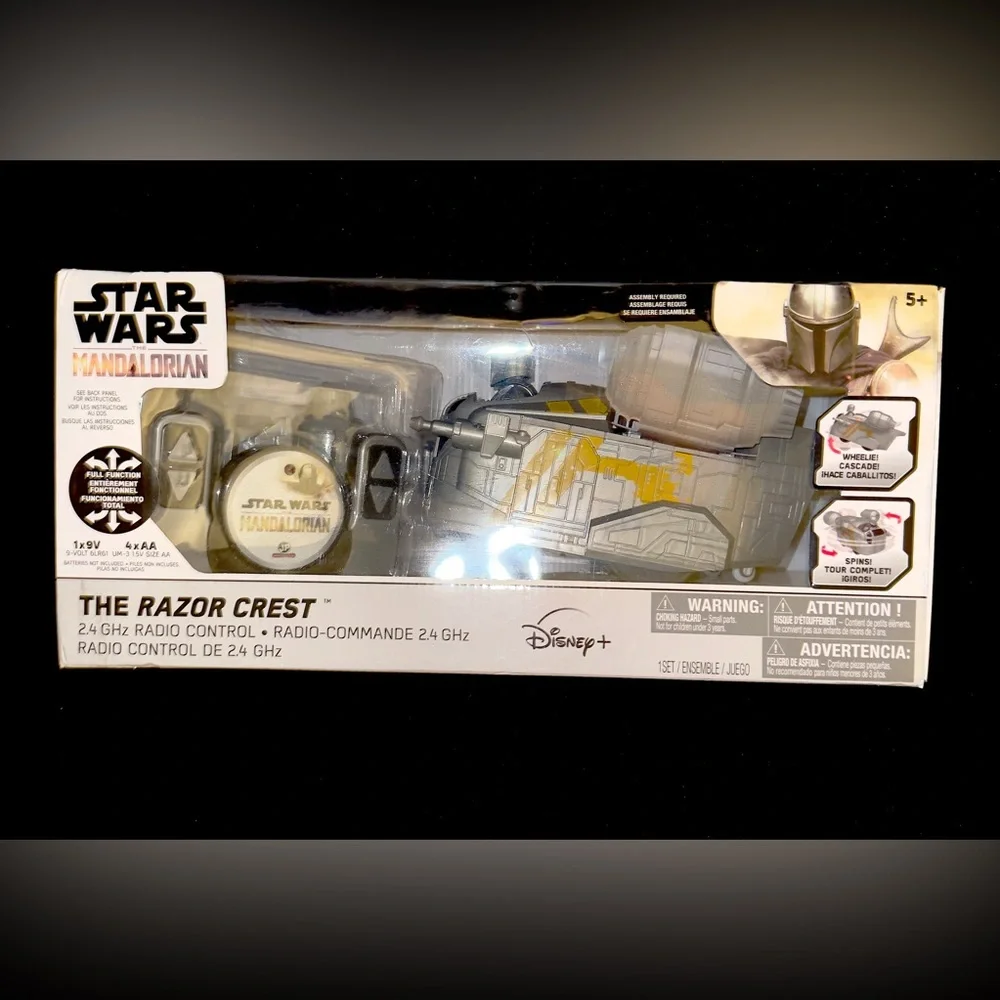 Star Wars The Mandalorian The Razor Crest Disney Radio Remote Control Transport